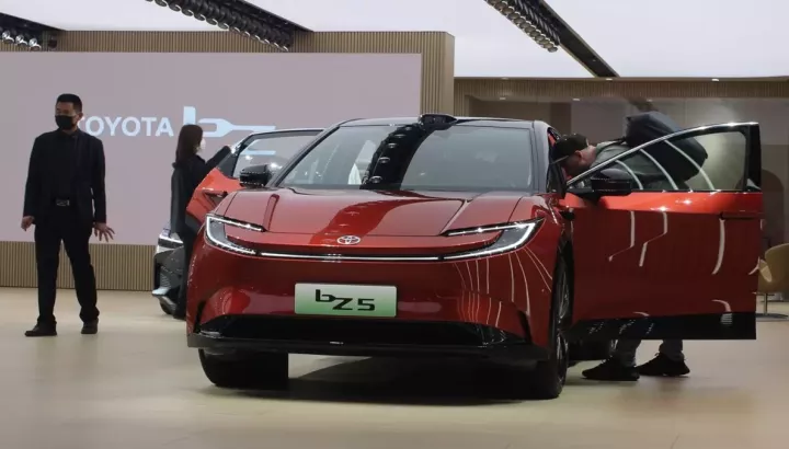 Toyota sẽ tham gia vào cuộc đua xe điện mở rộng phạm vi EREV từ năm sau
