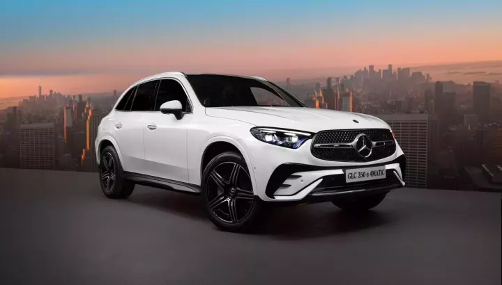Mercedes-Benz GLC tăng giá bán, thêm bản mới có thể chạy hơn 120 km không tốn 1 giọt xăng
