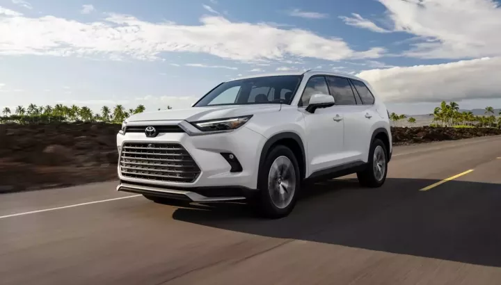 Toyota Grand Highlander 2027 có phiên bản mới với ngoại hình khỏe khoắn và khoảng sáng gầm lớn hơn