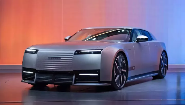 Jaguar Type 01 - mẫu xe điện đột phá, phớt lờ mọi khuôn mẫu của thương hiệu "báo đốm"