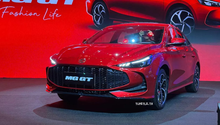 MG5 thế hệ mới trình làng tại Việt Nam dưới cái tên MG GT, giá từ 512 triệu đồng