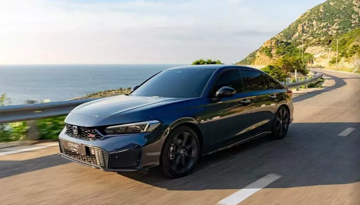 Doanh số sedan hạng C tháng 9/2026: Honda Civic và Hyundai Elantra tiếp tục hụt hơi