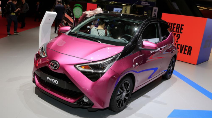 Cận cảnh xe đô thị siêu tiết kiệm nhiên liệu Toyota Aygo 2018