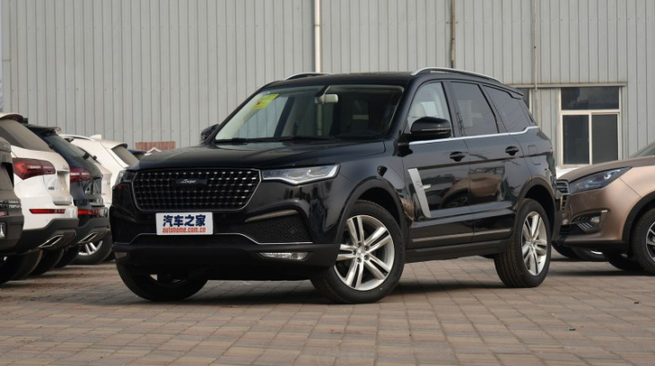 Cận cảnh Zotye T800 2018 - phiên bản 7 chỗ của T700 đang "gây sốt" tại Việt Nam