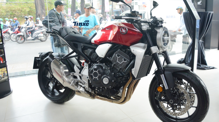 Giá xe Honda CB1000R 2018 mới nhất tháng 5/2018