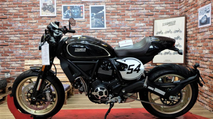 Ducati Scrambler Cafe Racer nổi bật tại Vietnam AutoExpo 2018