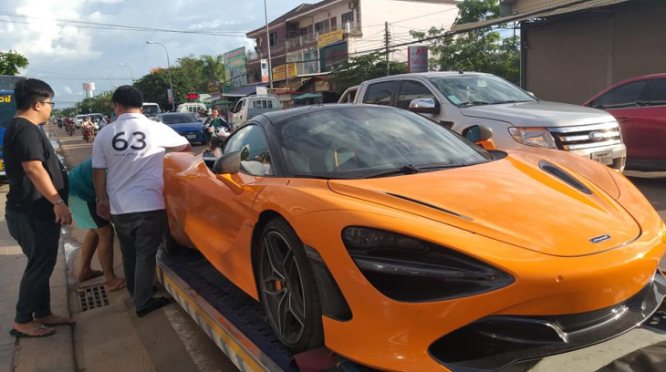 Không chỉ Việt Nam và Campuchia, "cơn bão" McLaren 720S cũng đổ bộ đến Lào