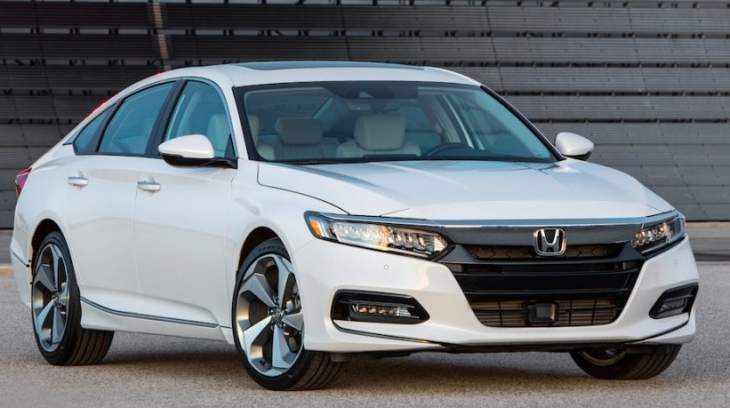 Honda Accord - "xe du lịch tốt nhất Bắc Mỹ" - bị "đóng băng" doanh số trong 10 tháng liên tiếp
