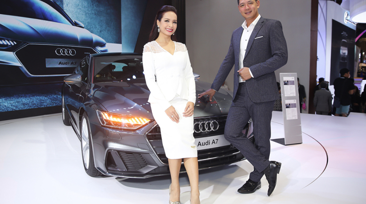 Ngắm dàn đại sứ "trai xinh gái đẹp" bên loạt xe tiền tỷ của Audi tại VMS 2018