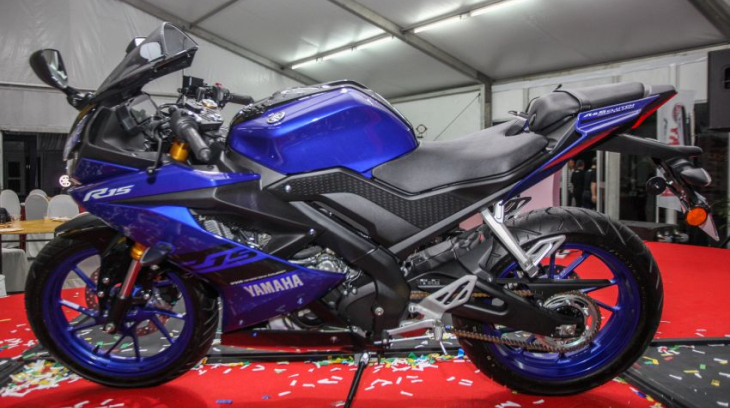 Yamaha R15 V3 với trang bị ABS sẽ được bán tại Việt Nam với mức giá khoảng 100 triệu đồng