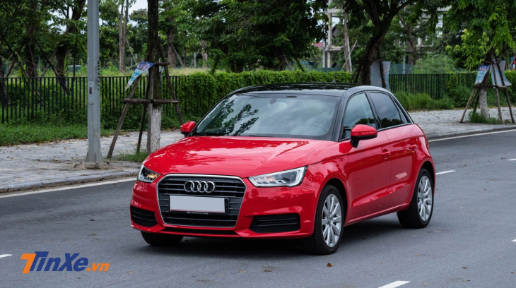 Được bán với giá 980 triệu đồng, Audi A1 "hàng lướt" có đáng sở hữu?