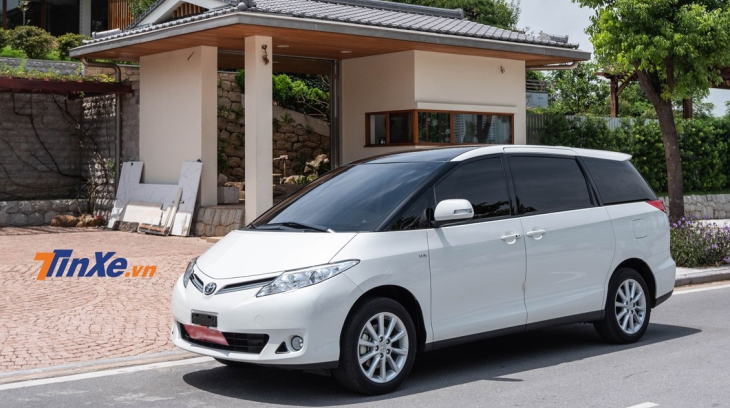 Toyota previa 2019