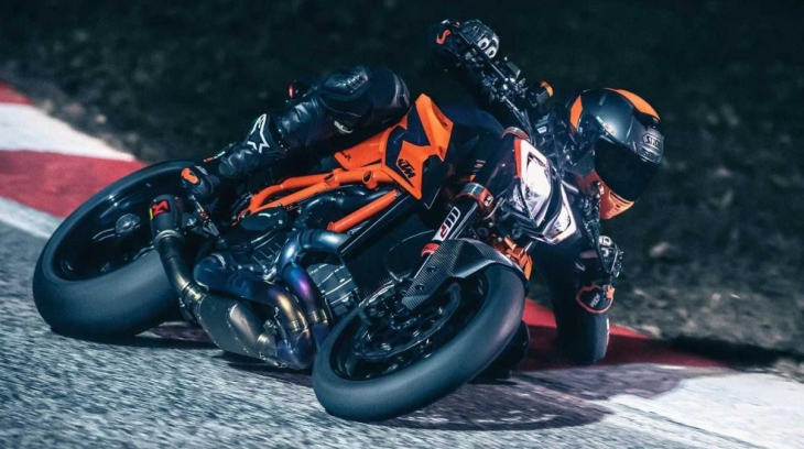 EICMA 2019: Siêu naked bike KTM 1290 Super Duke R 2020 chính thức ra mắt