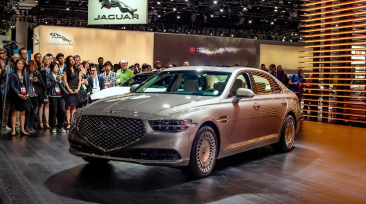 Sedan hạng sang Genesis G90 2020 lộ diện với thiết kế và sức mạnh mới