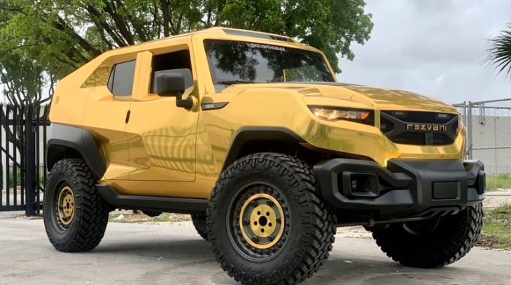 Triệu phú biến SUV bọc thép chống đạn Rezvani Tank thành xe tuyên truyền chống dịch bệnh Covid-19