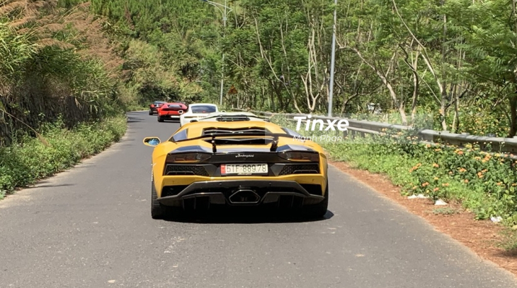 Video: Đã mắt khi xem đoàn siêu xe Car Passion ôm đèo, chạy sau Lamborghini Aventador S là cực hình