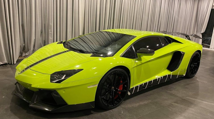 Lamborghini Aventador độ Novitec của trưởng đoàn Car Passion nổi bật qua màu áo mới