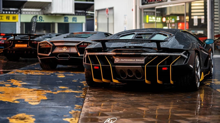 Liệu bạn có đoán được 3 chiếc siêu xe Lamborghini cực hiếm trong bức ảnh này?