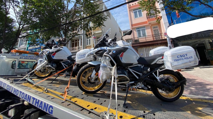 CSGT Việt nam được trang bị xe mô tô BMW R1250GSA HP cực đẹp