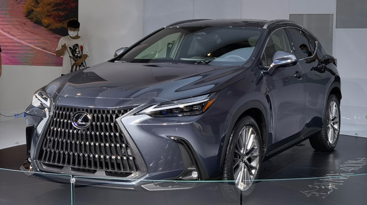SUV hạng sang Lexus NX 2022 trình làng tại thị trường sát cạnh với Việt Nam