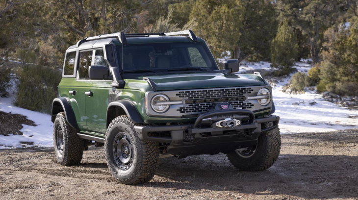 Ford Bronco Everglades 2022 - SUV việt dã với ống thở lắp sẵn và khả năng lội nước sâu gần 1 mét