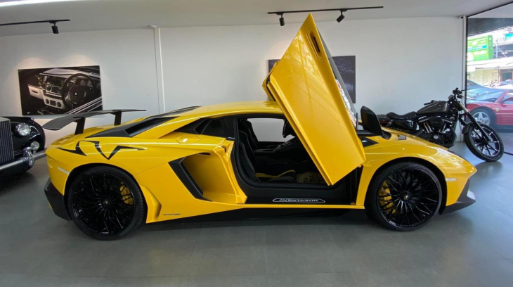 Sắp có thêm siêu xe giới hạn Lamborghini Aventador SV vào Việt Nam định cư, màu sơn vẫn là hàng độc