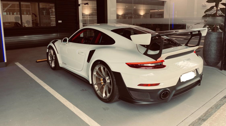 Siêu xe Porsche 911 GT2 RS của chủ nhân Porsche 918 Spyder màu xám độc nhất tại Việt Nam tái xuất
