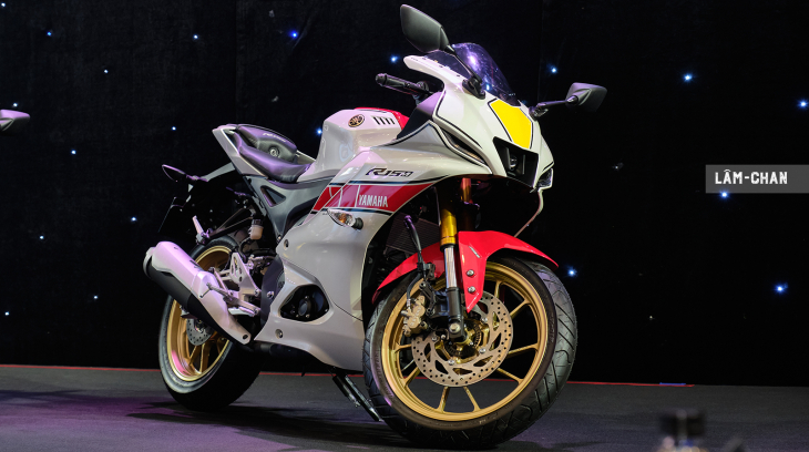 Chi tiết những nâng cấp ‘‘ăn tiền’’ trên Yamaha R15 2022