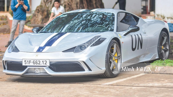 Siêu xe Ferrari 458 Speciale không có chiếc thứ 2 tại Việt Nam được thay áo mới