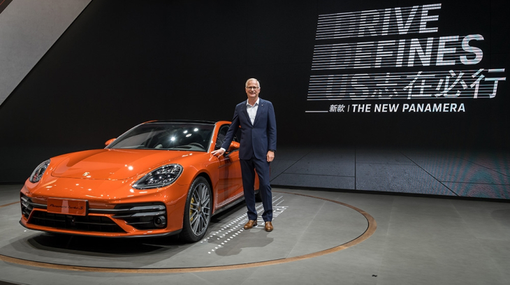 Đại lý Porsche Trung Quốc ghi nhầm giá xe Panamera chỉ từ 430 triệu đồng khiến gần 600 người đặt cọc bị "bom hàng"