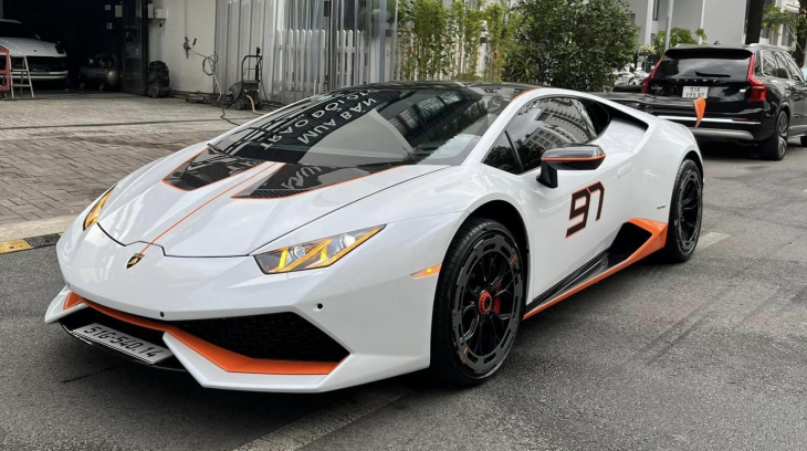 Siêu xe Lamborghini Huracan sở hữu gói độ 1 tỷ đồng có gì hay? Riêng bộ mâm đã bằng 1 chiếc Kia Morning GT-Line 2023