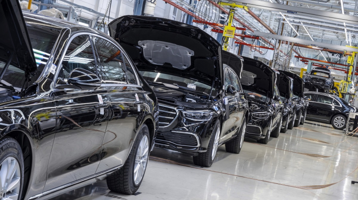 Mercedes-Benz phải tạm ngừng sản xuất S-Class và EQS vì vụ xả súng trong nhà máy