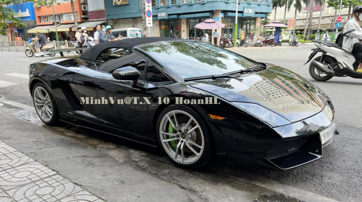 Những thay đổi trên siêu xe Lamborghini Gallardo LP570-4 Spyder Performante của "Qua" Vũ mà rất ít người nhận ra