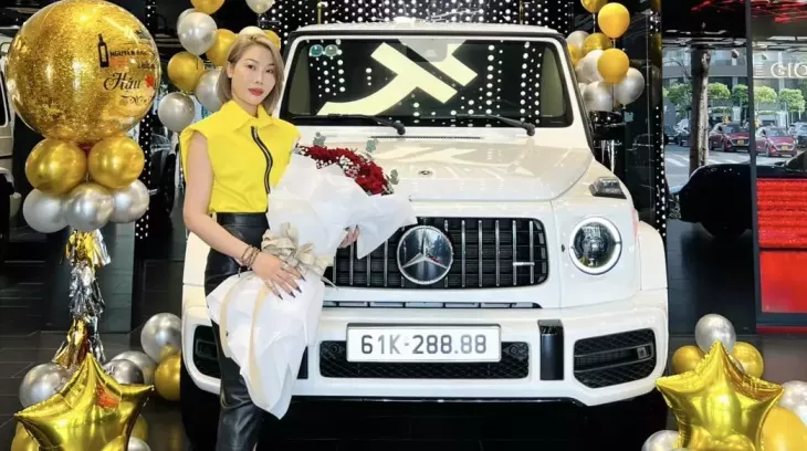 Đại gia thịt heo Bình Dương tậu Mercedes-AMG G63, đăng ký luôn biển 61K-288.88 trúng đấu giá 745 triệu đồng