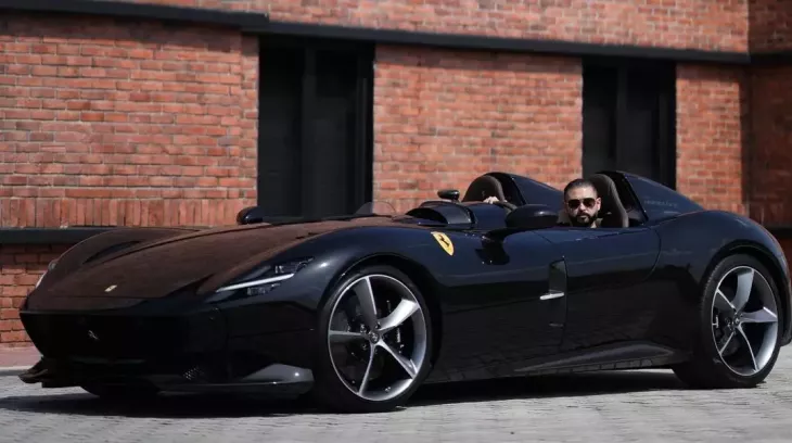 Lại thêm 1 Hoàng tử Malaysia gây sốt khi tậu siêu phẩm Ferrari Monza SP2, lần này là TMJ