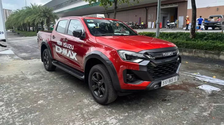 Isuzu D-Max 2024 xuất hiện trước giờ G triển lãm Vietnam Motor Show 2024