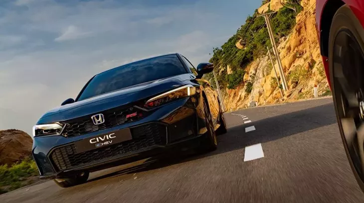 Doanh số sedan hạng C tháng 11/2024: Honda Civic tăng trưởng mạnh nhất phân khúc