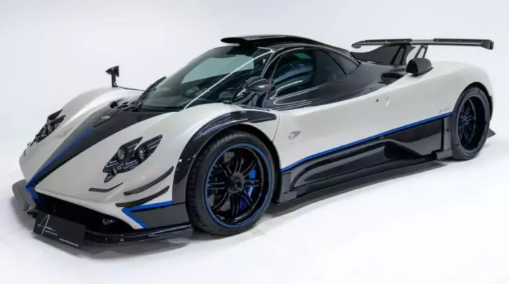 Liệu chiếc xe siêu phẩm Pagani Zonda Riviera này có được bán hơn 11 triệu đô la?