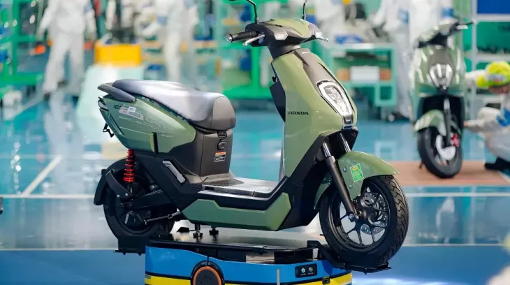 Xe máy điện Honda ICON e: chính thức xuất xưởng tại Việt Nam, bán ra vào tháng sau