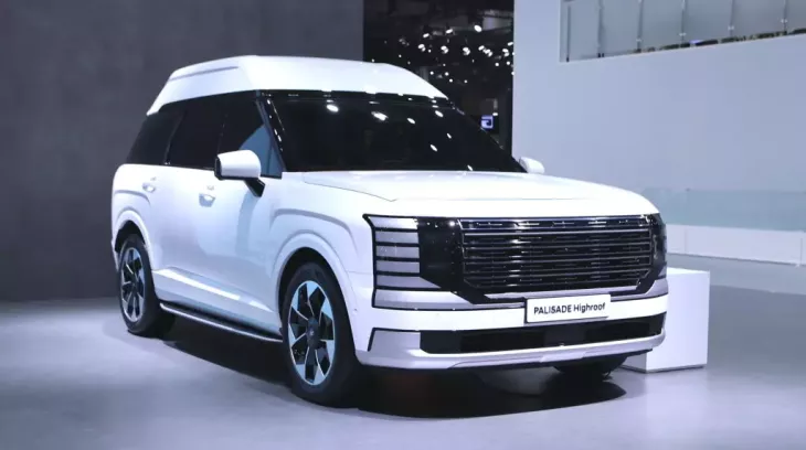 SUV cỡ lớn Hyundai Palisade được bổ sung phiên bản "trần cao, mái thoáng" dành cho khách VIP