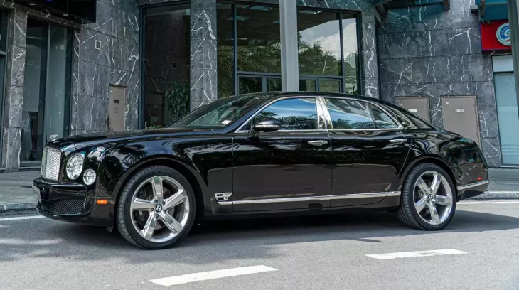 Hàng độc Bentley Mulsanne Le Mans Edition lại tái xuất trên thị trường xe cũ, khi nào mới hết bị rao?