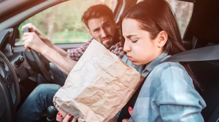 Nguyên nhân khiến bạn bị say xe khi đi ô tô điện