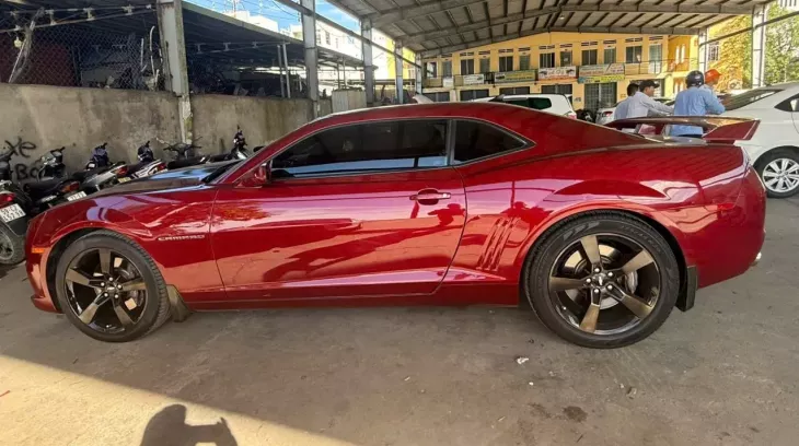 Chevrolet Camaro SS 2010 siêu hiếm của doanh nhân Gia Lai lần đầu lộ diện, 15 năm chạy hơn 23.000 km