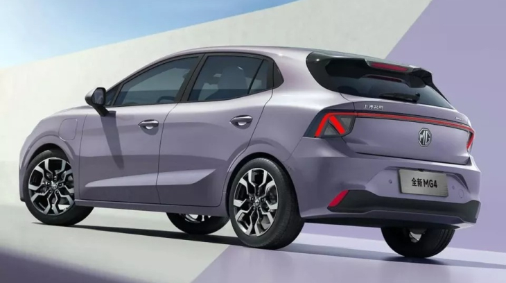 MG4 EV nhận hơn 11.000 đơn đặt hàng trong 24 giờ, bản pin bán rắn ra mắt sau
