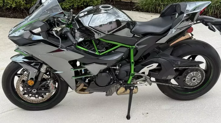 Biker tự tin rao bán Kawasaki Ninja H2 2015 của mình đến 25.000 USD, chỉ rẻ hơn bản 2025 khoảng 7.000 USD