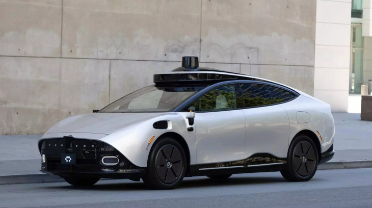 Tensor ra mắt xe tự lái hạng sang, sản xuất bởi VinFast, dự kiến thương mại hóa từ năm 2026