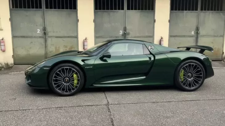 Xôn xao tin đồn Porsche 918 Spyder thứ 3 âm thầm về Việt Nam bị bắt gặp ở Hà Nội?