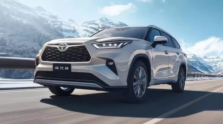 Toyota Highlander 2026 trình làng với màn hình lớn hơn và ít nút bấm hơn