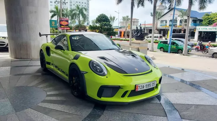 Chi tiết Porsche 911 GT3 RS Weisach Package độc nhất Việt Nam của doanh nhân Vũng Tàu