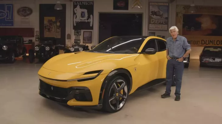 Jay Leno giải thích lý do tại sao ông không bao giờ mua một chiếc Ferrari: Trải nghiệm tệ ở đại lý
